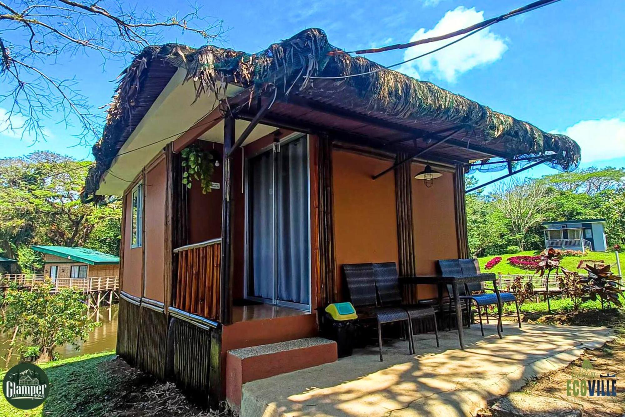 Caliraya Ecoville Recreation And Farm Resort Cavinti Exterior foto